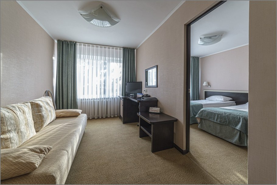 Гостиница турист Тверь зима