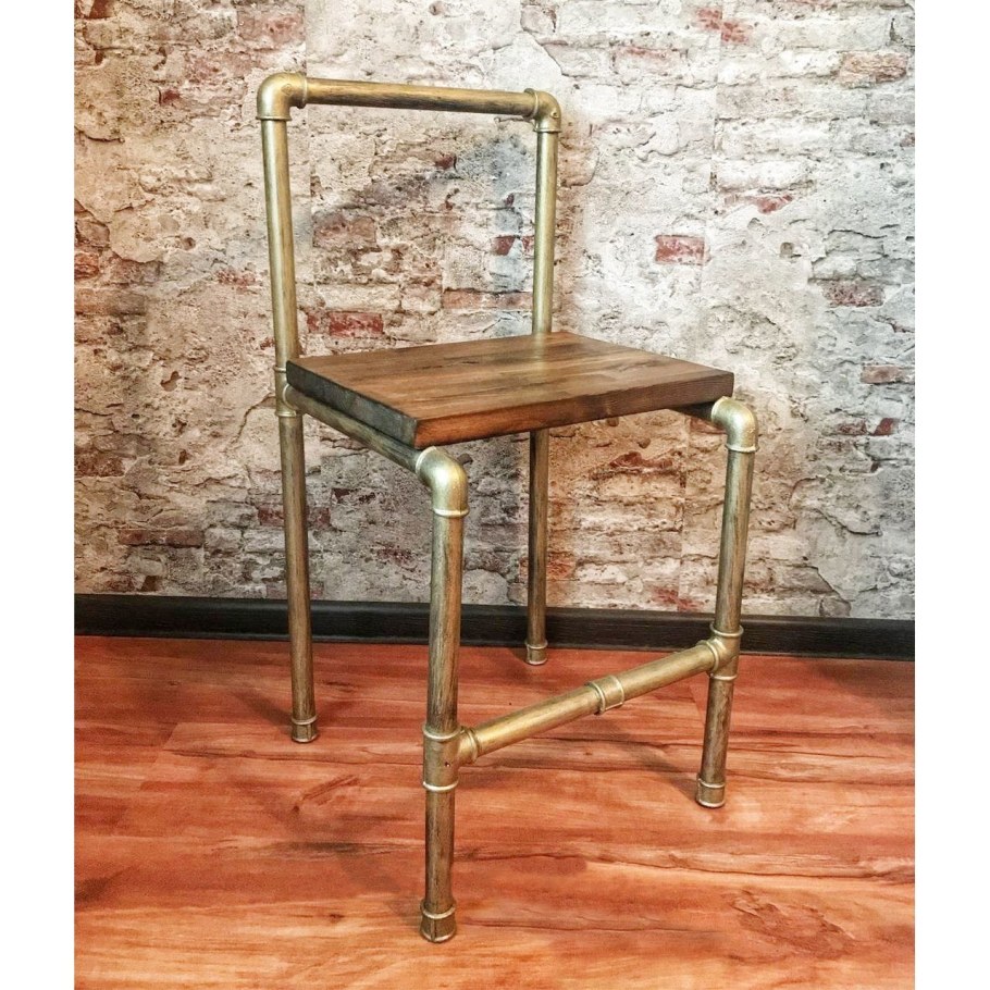 Мебель из водопроводных труб в стиле лофт