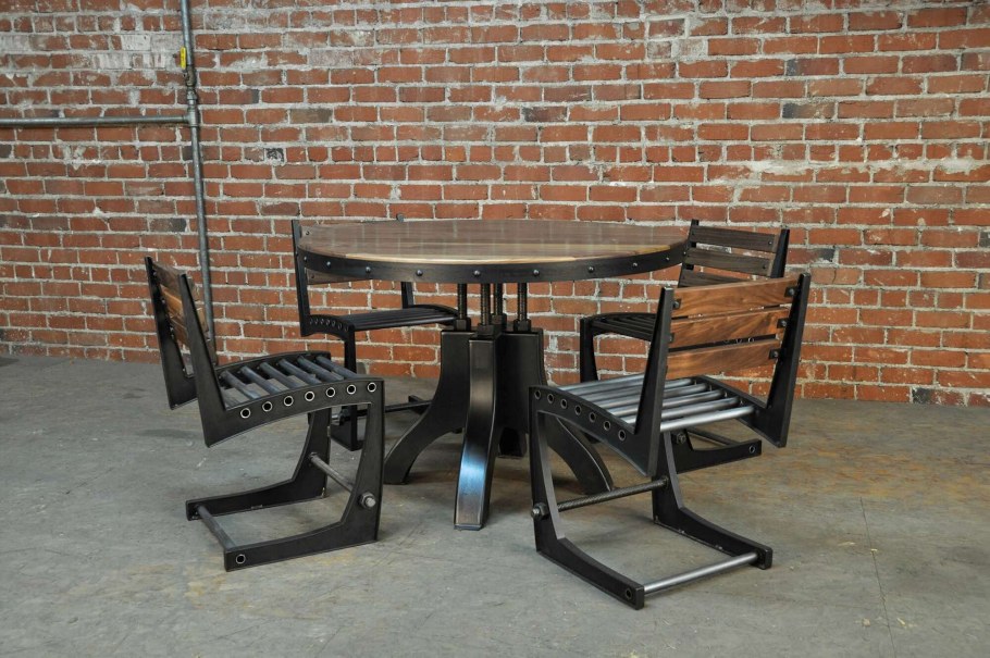 Мебель лофт из цепей