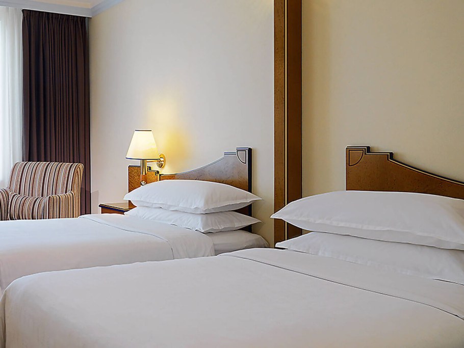 Шератон Палас белорусская