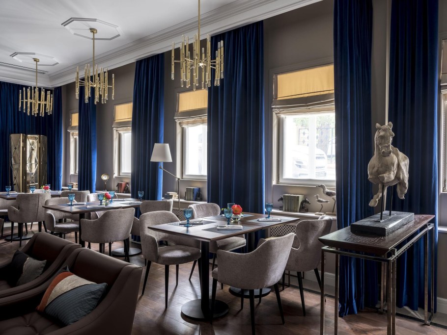 Отель Chekhoff Hotel Moscow