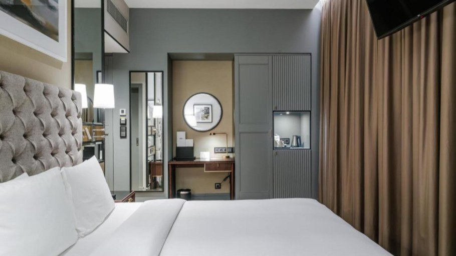 Чехофф отель Москва Кьюрио коллекшн