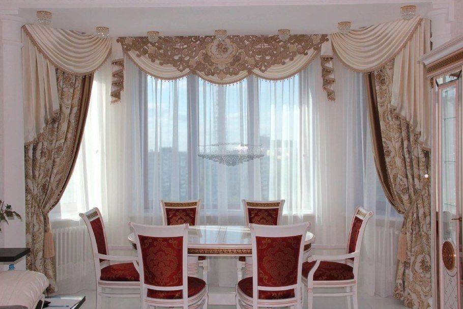 Ламбрекены для зала