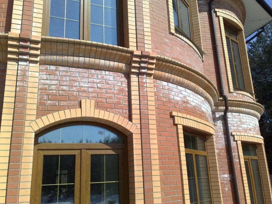 Высолы на кирпиче