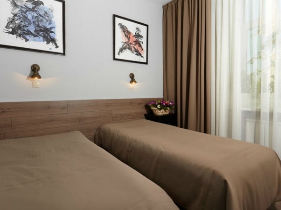 Гостиница Ярославская в Москве на ВДНХ