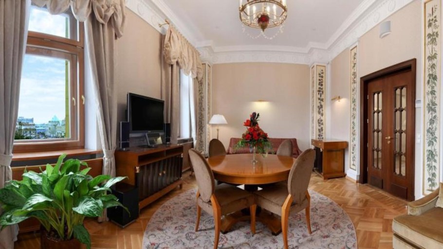 Хилтон Ленинградская Люкс