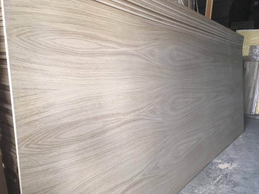 Шпонированный МДФ Фанерованный MDF