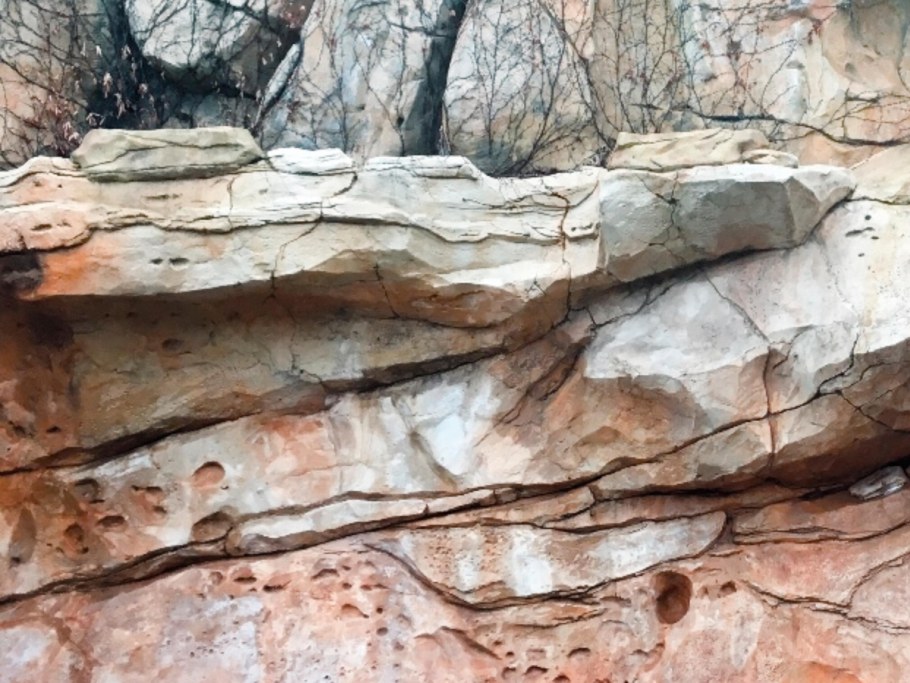 Скалы из артбетона