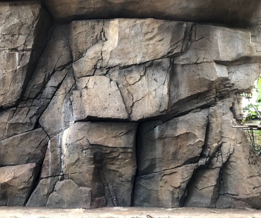 Бетонные скалы