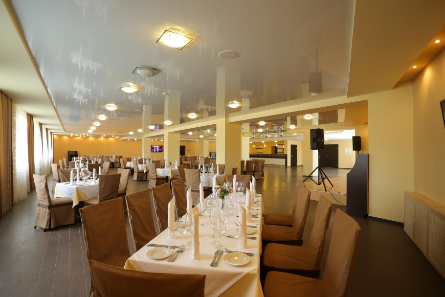 Гостиница любим в Ярославле