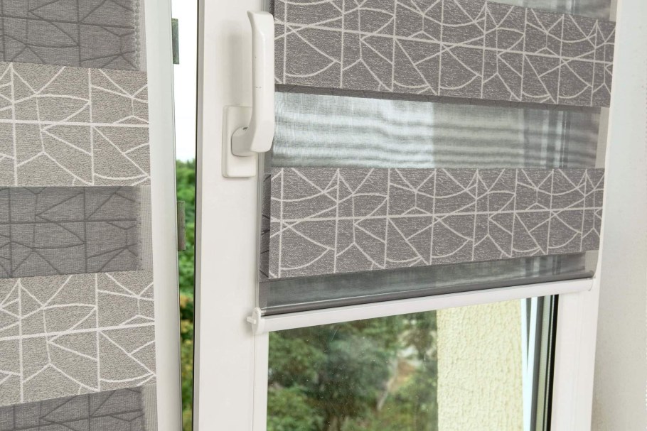 Рулонная штора мини (день-ночь) - 4306 графит