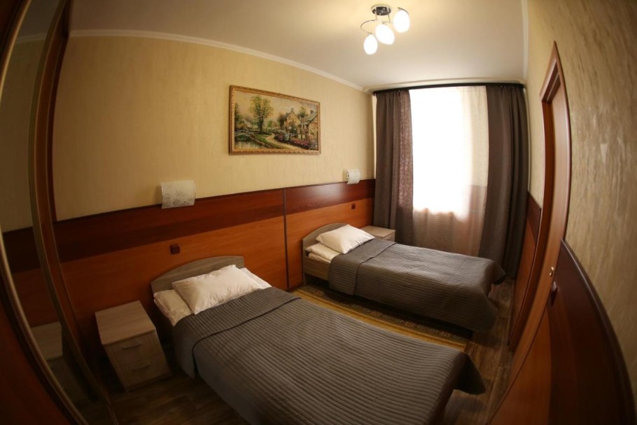 Монерон отель