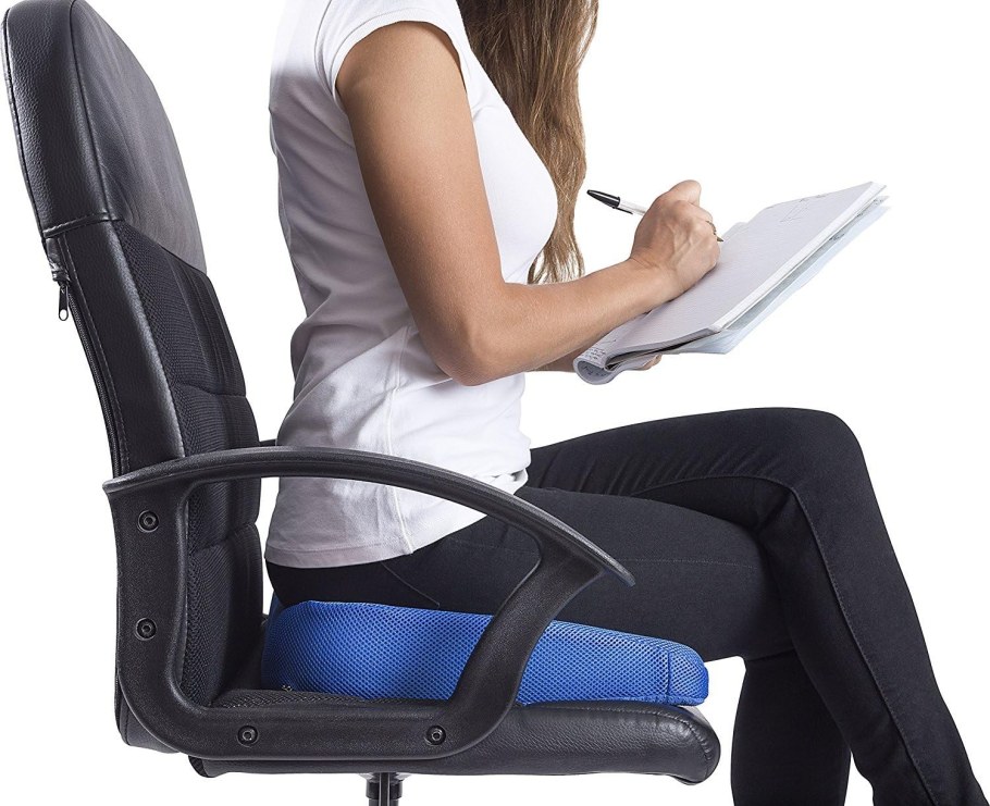 Подушка под спину