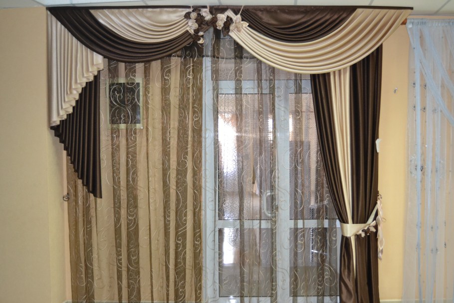Шторы в зал на одну сторону