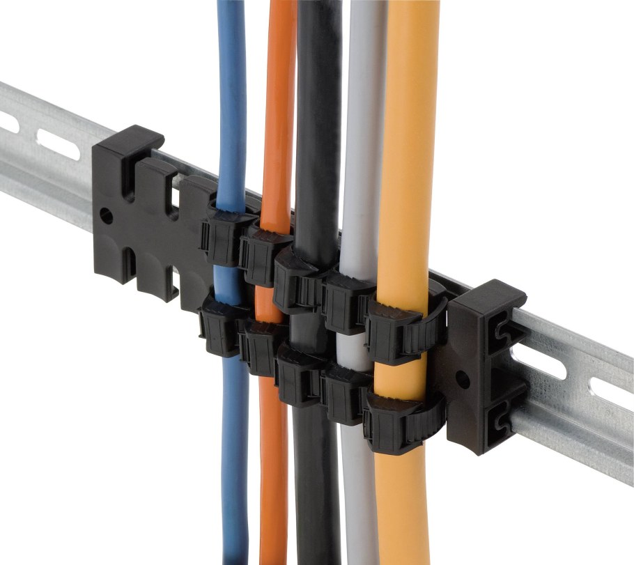 Держатель кабеля СКС Шнейдер