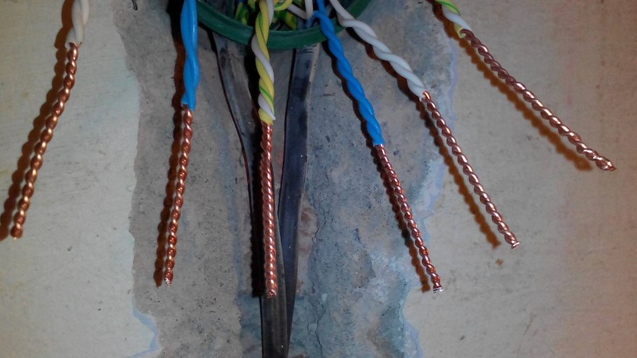 Скрутка провода 6мм2