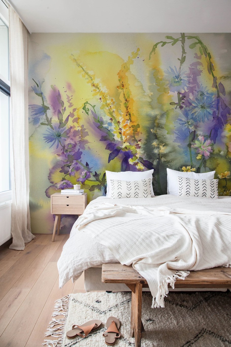 Роспись стен в спальне