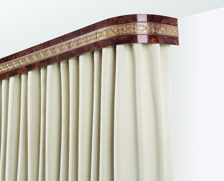 Карниз круглый Легранд