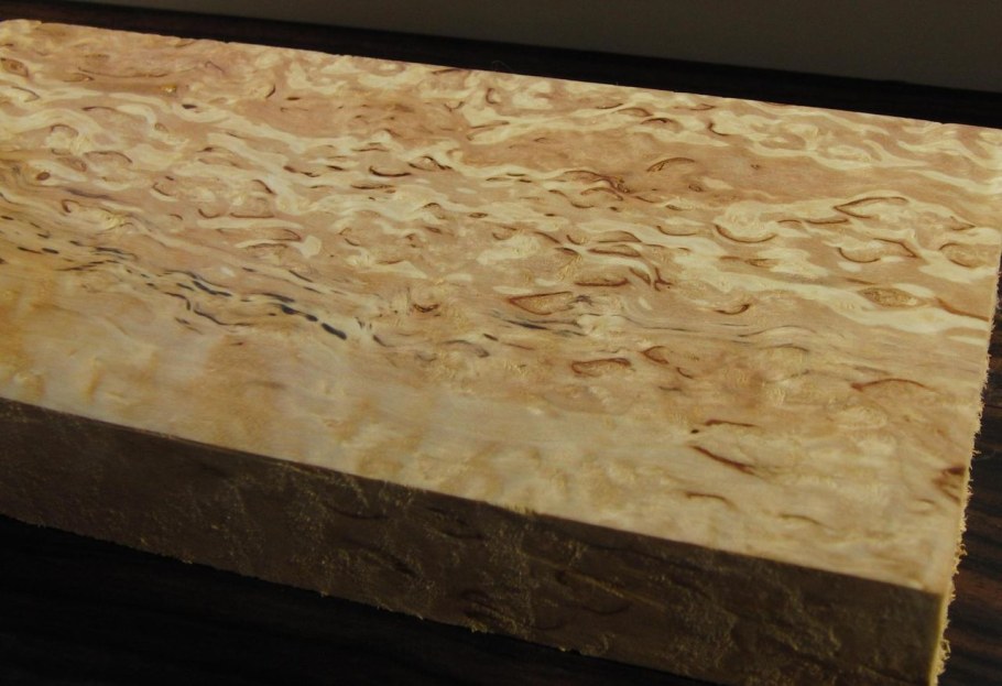 Слэб карельской березы