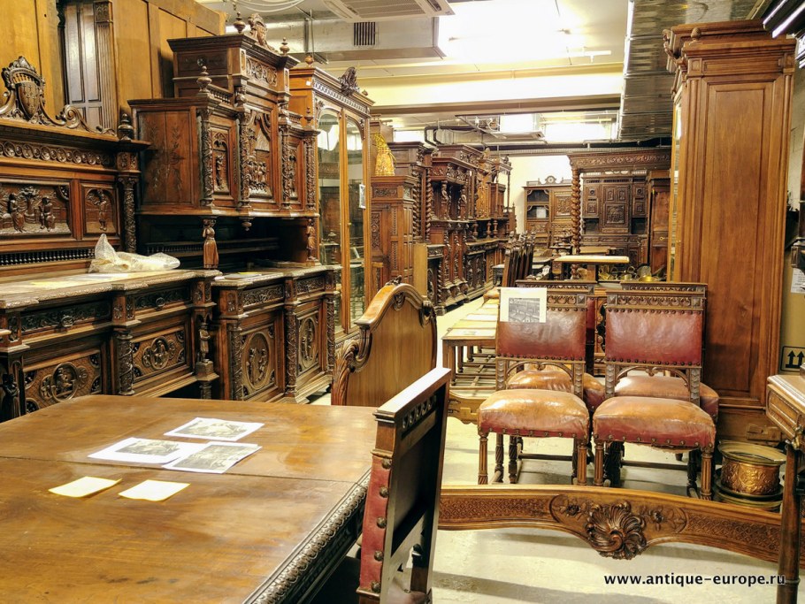 Старинный интерьер антикварный салон