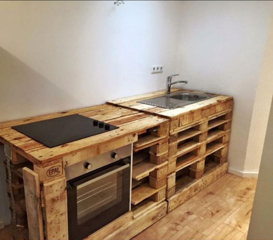 Кухонный гарнитур из паллет