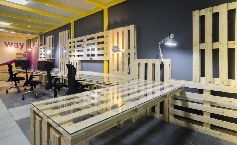 Офисная мебель из поддонов