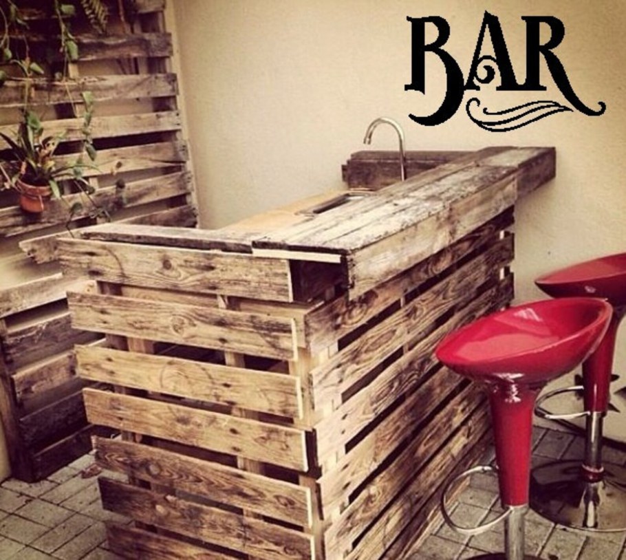 Ресепшен в стиле лофт из поддонов