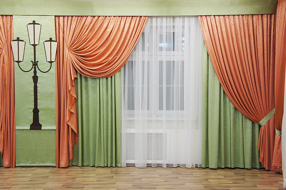 Шторы в музыкальный зал