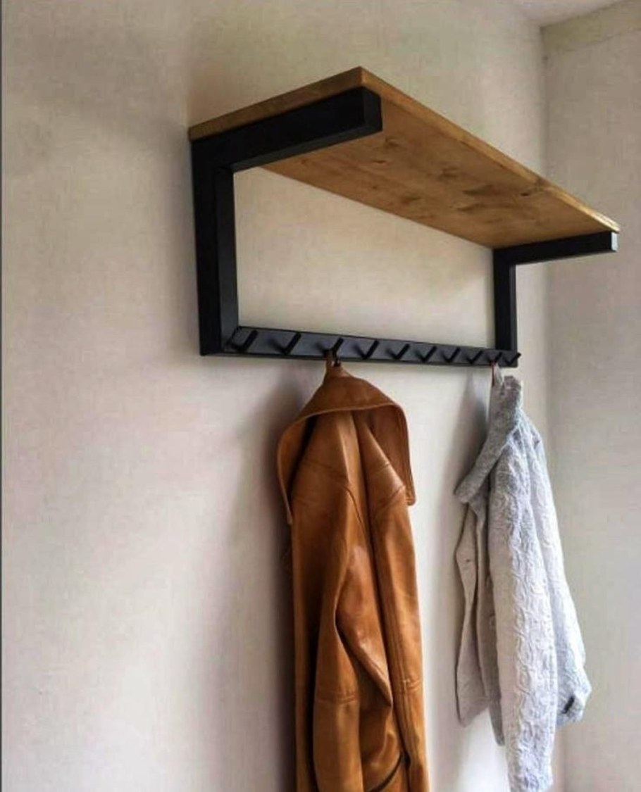 Вешалка настенная в стиле лофт