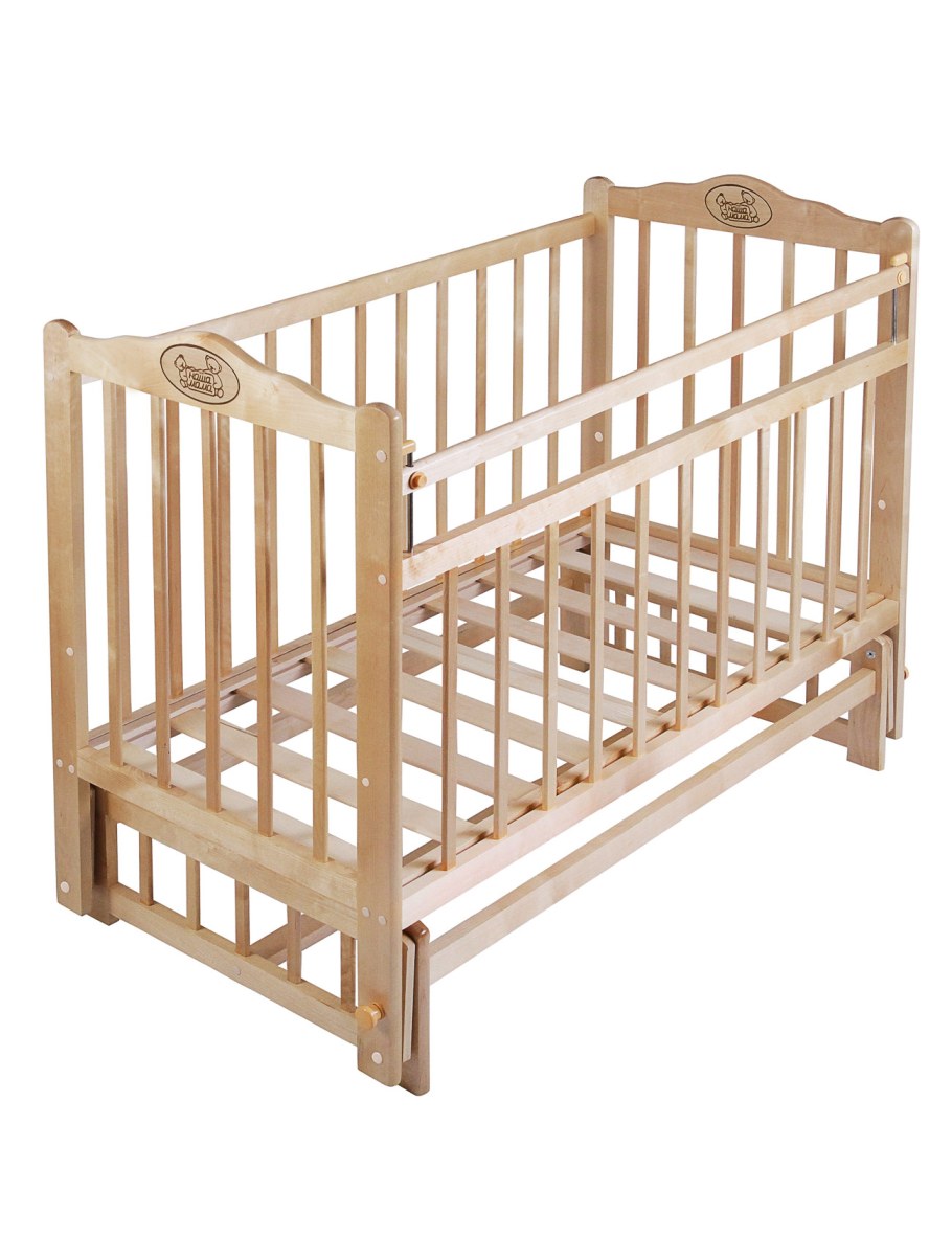 Кроватка наша мама с маятником