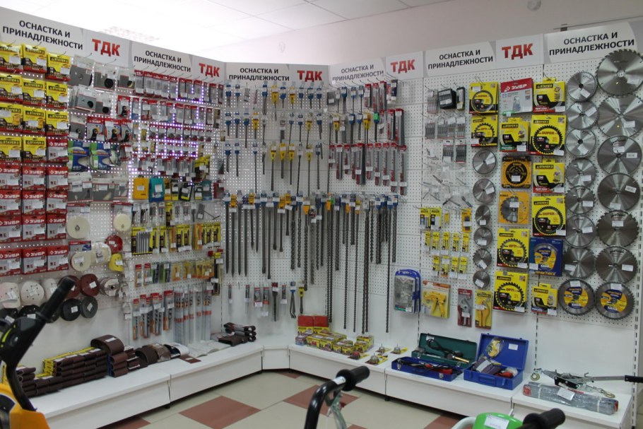 Витрина для инструмента