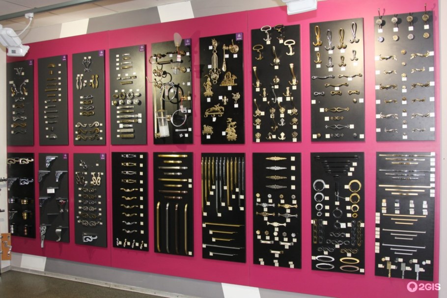 Стенды для мебельной фурнитуры