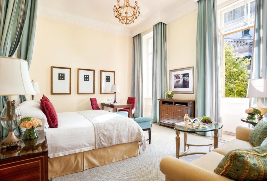 Four Seasons Hotel Санкт-Петербург