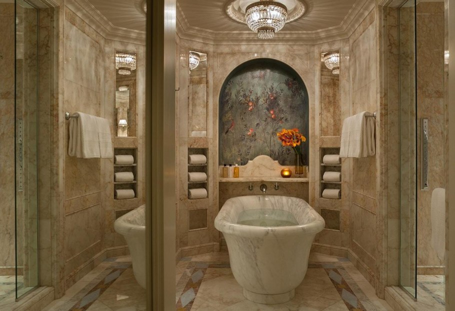 Four Seasons Lion Palace Санкт-Петербург