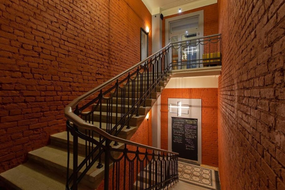 Q-Block капсульный отель Москва