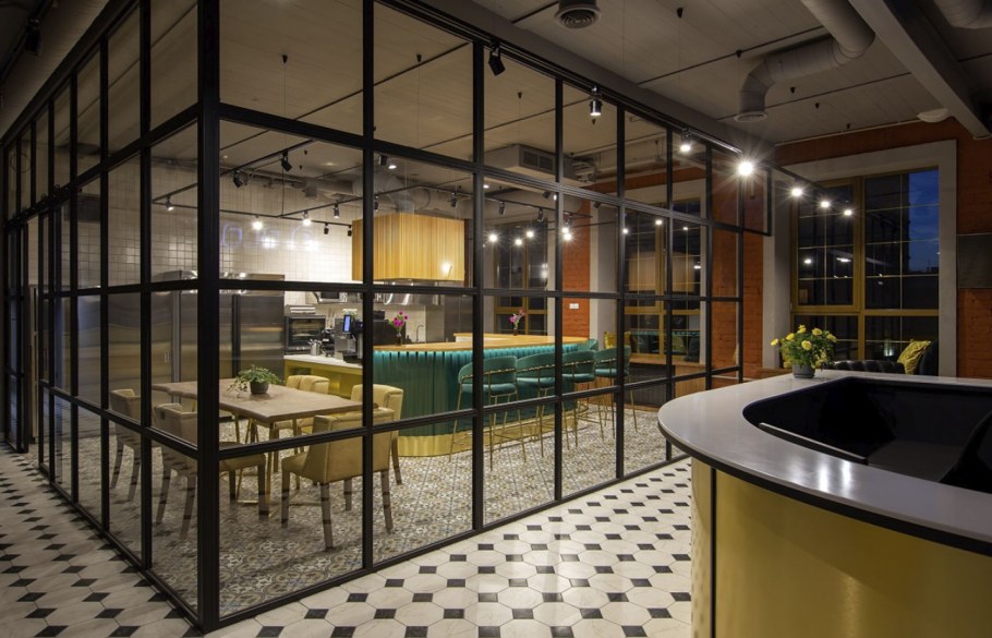 Q-Block капсульный отель Москва