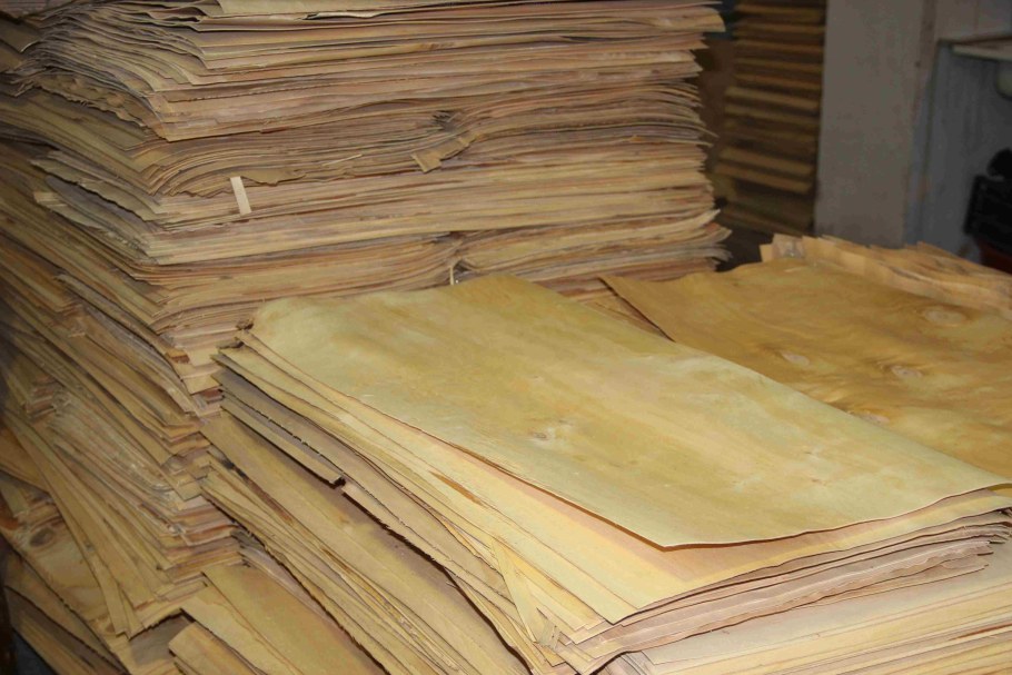 Шпон лущеный березовый