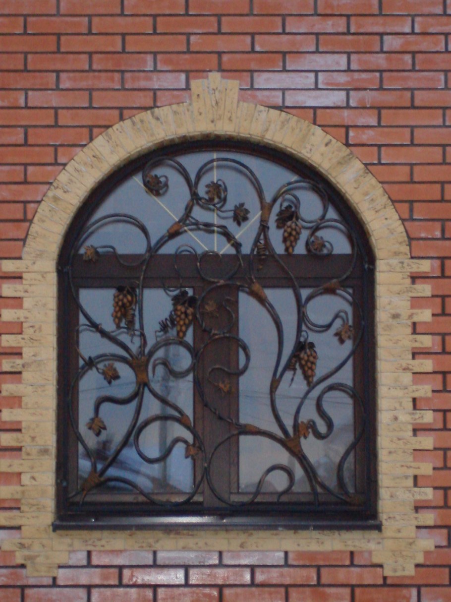 Решетка на окно полукруглая