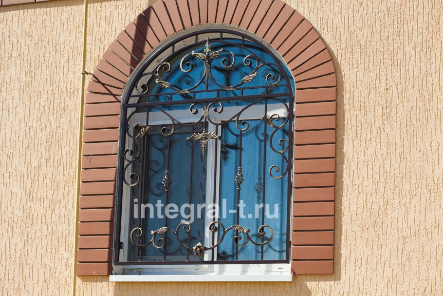 Открывающиеся решётки на арочное окно