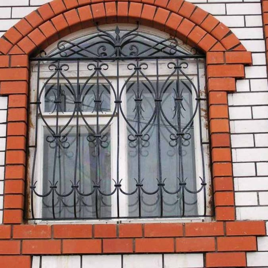 Кованые решетки на арочные окна