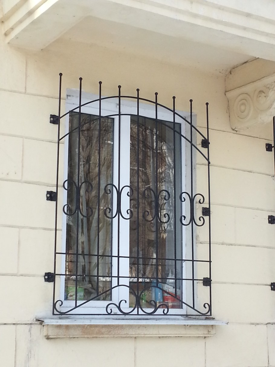 Крепеж решетки на окна