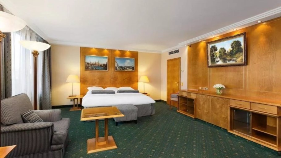 Азимут Олимпик президентский Люкс