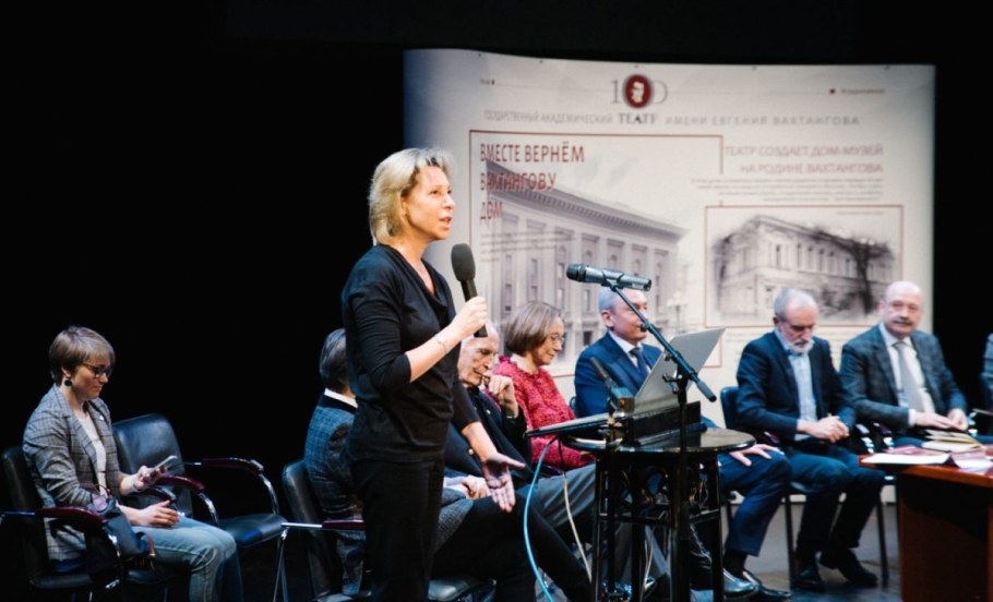 Режиссер театра Вахтангова