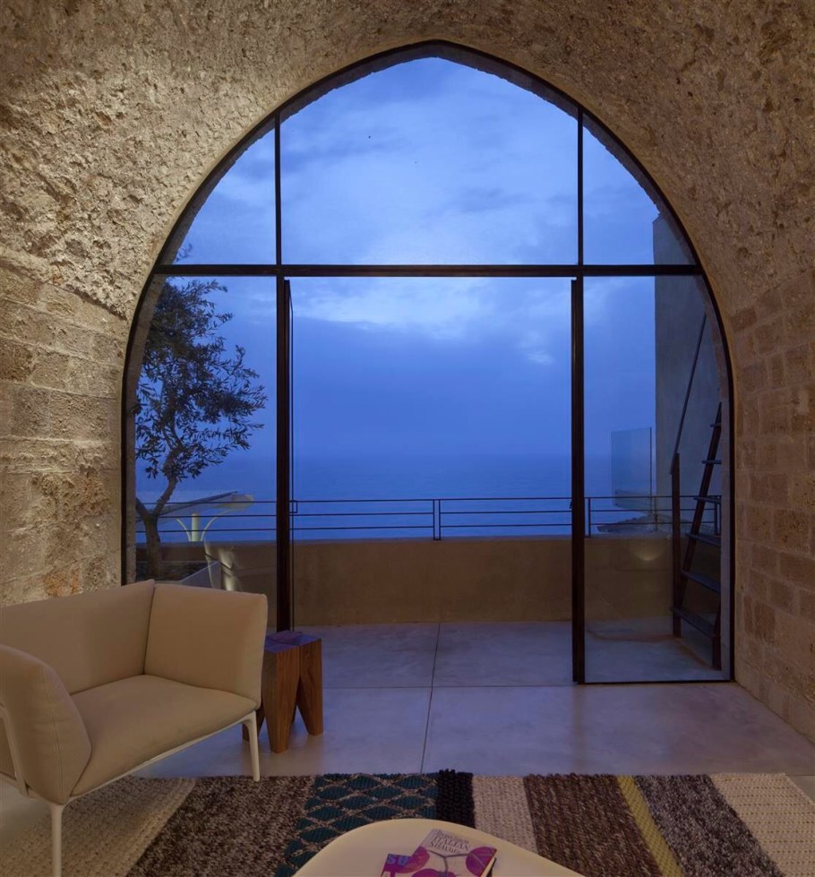 Панорамная стена