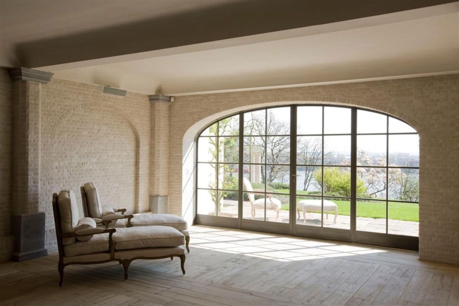 Арочные окна в интерьере