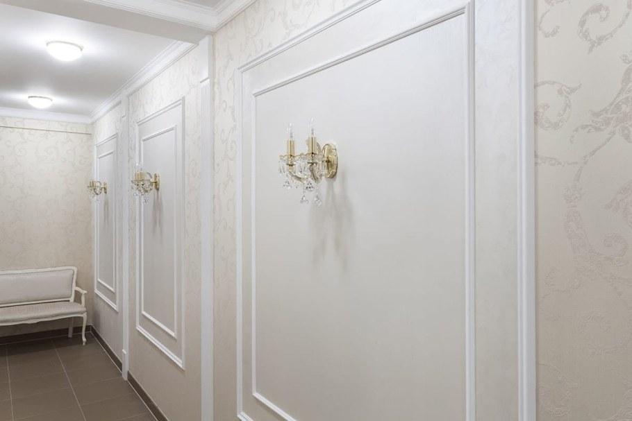 Молдинги с венецианской штукатуркой