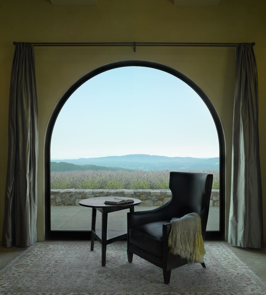 Панорамное окно арка