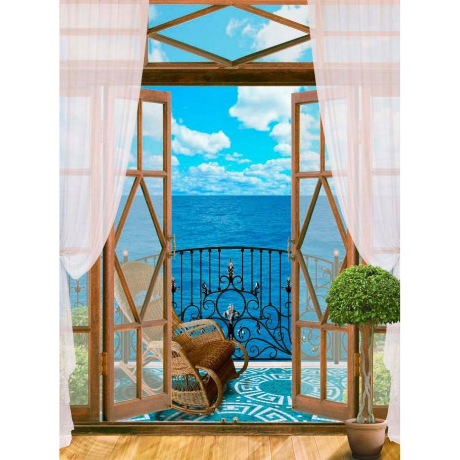 Вид из окна на море