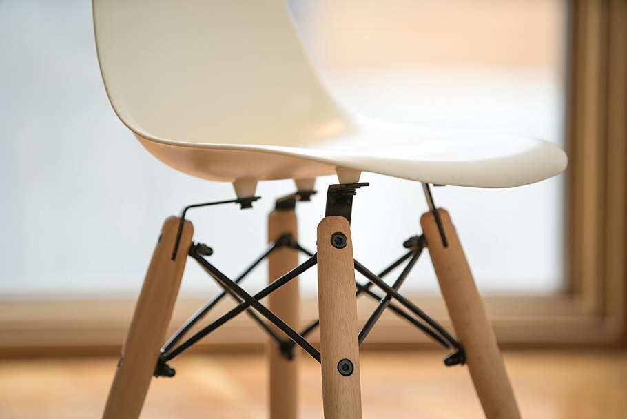 DSW Style Box стулья