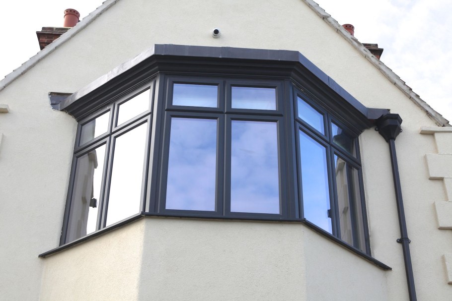 Застекленный эркер